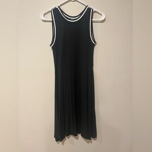 Rue21 Black and White Sleeveless Dress - Medium